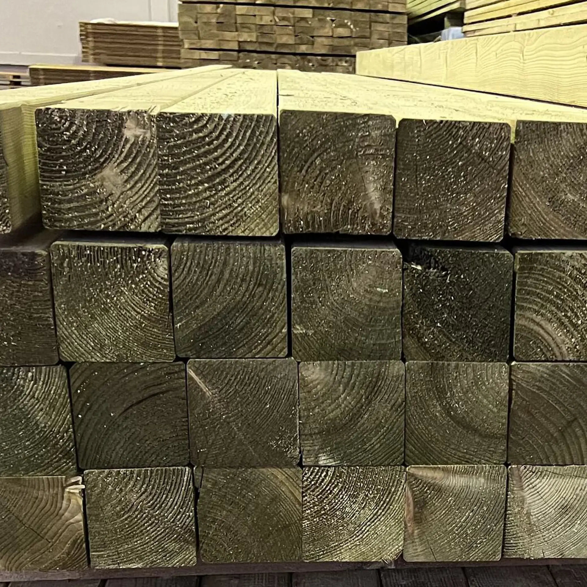 Barrotes de Pinho Aparelhado- 95 x 95 x 4800