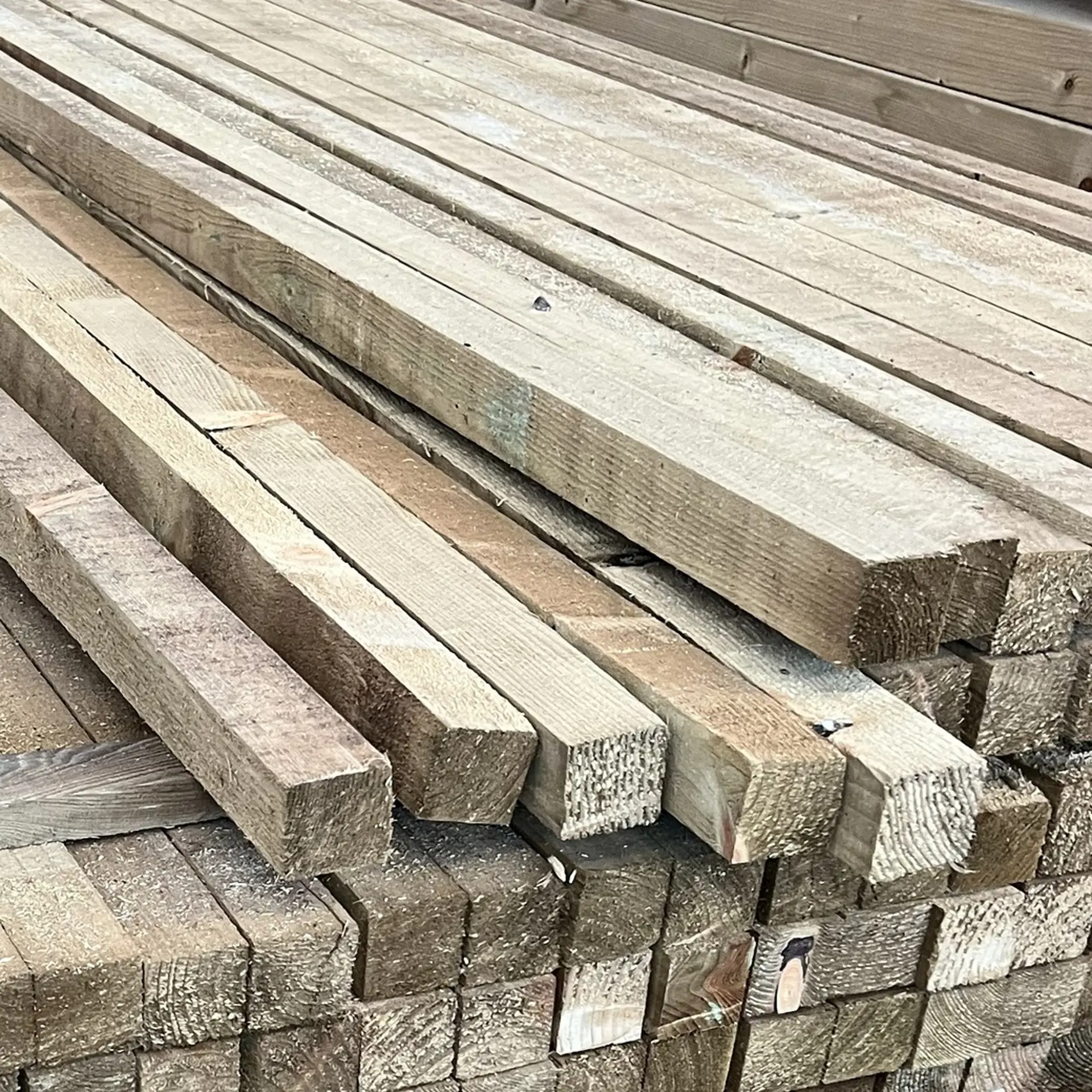 Pine Batten Rough - 50 x 50 x 3000 (1)