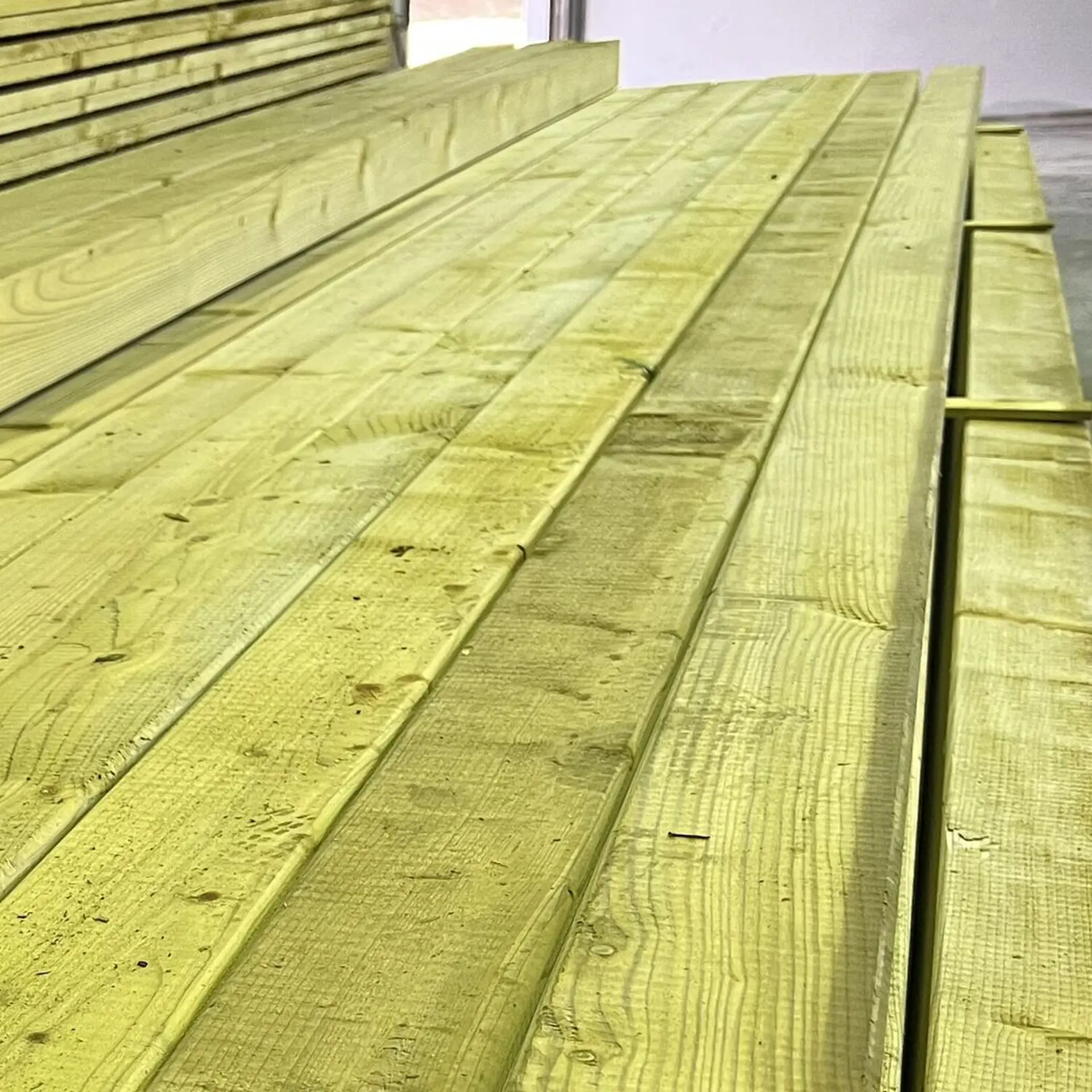 Barrotes de Pinho Aparelhado- 95 x 95 x 4800