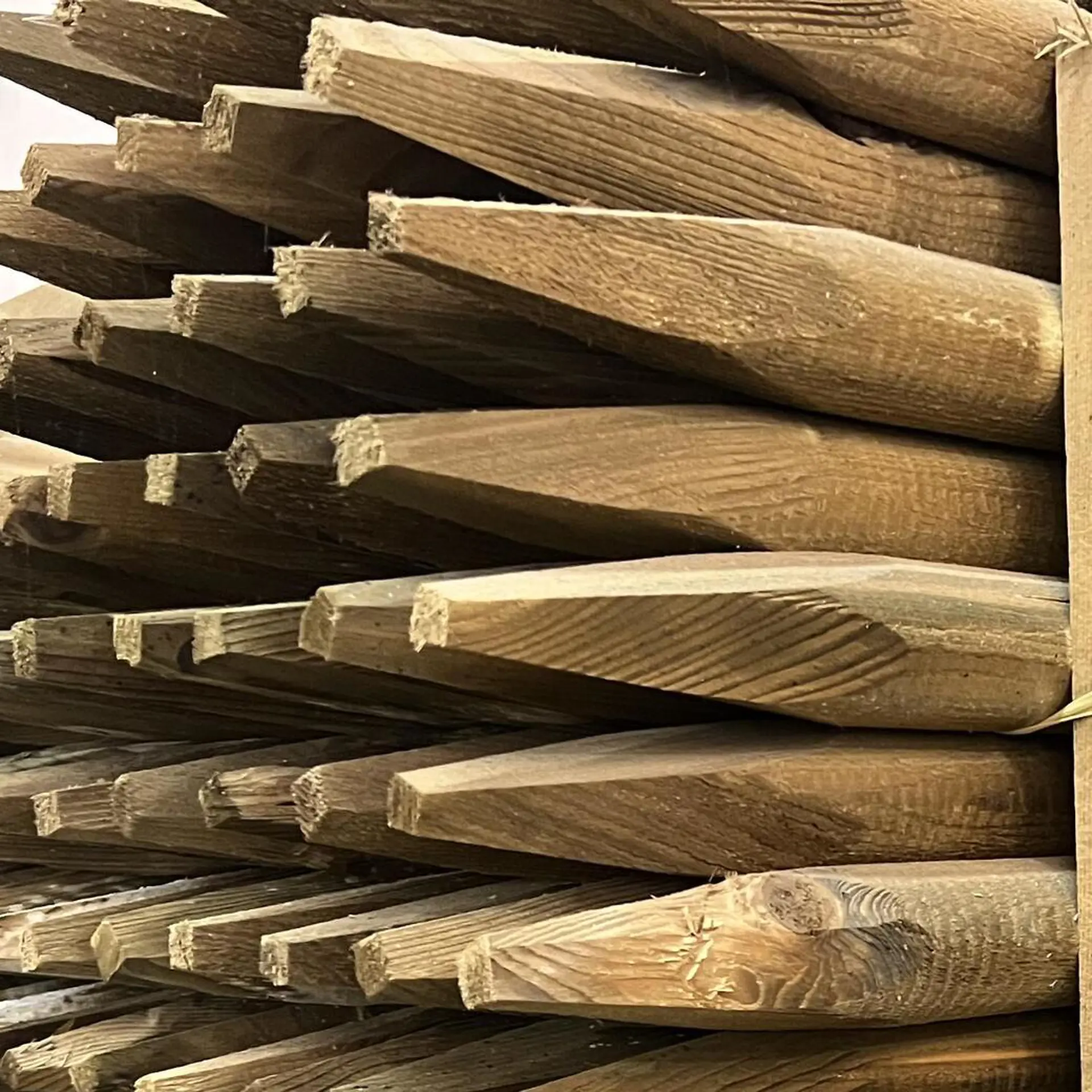 Postes Torneados de Pinho - 50mm