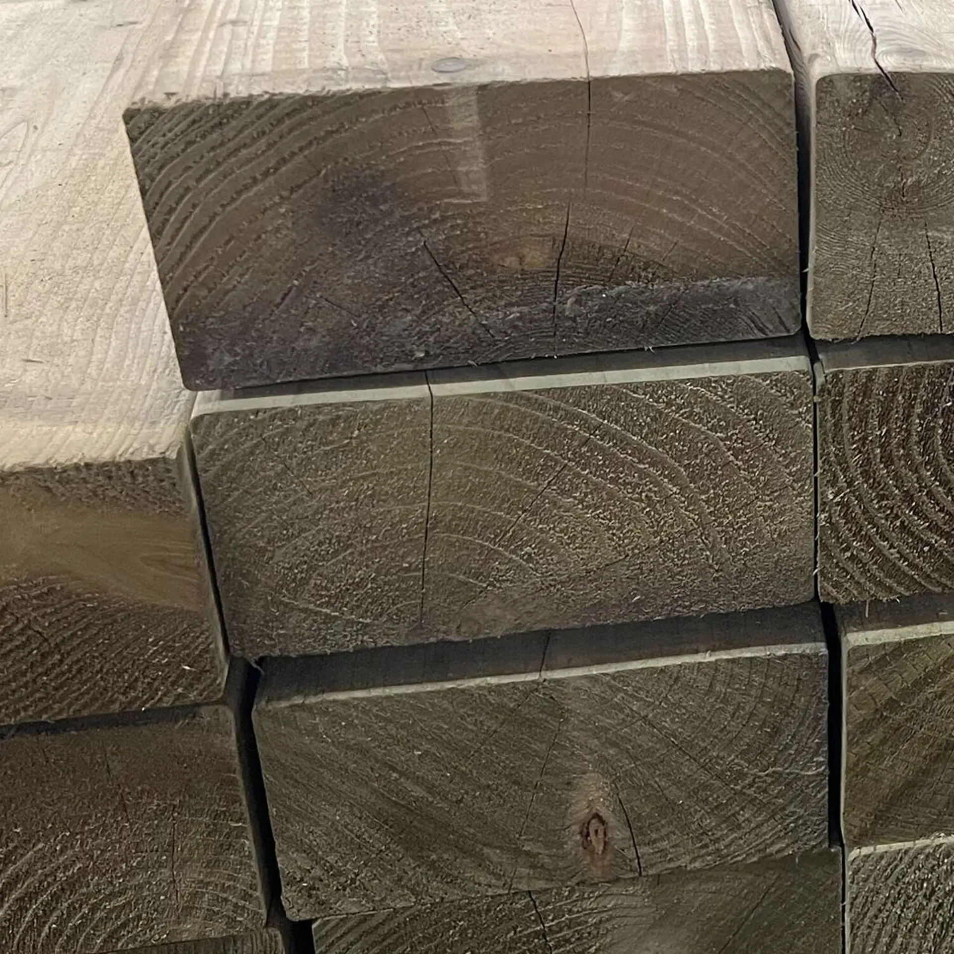 Barrotes de Abeto Aparelhado - 73 x 145 x 2400