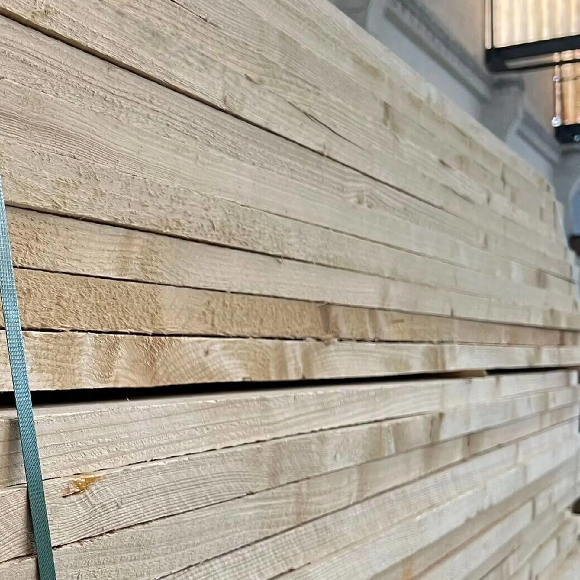 Solho de Abeto Tosco - 30 x 140 x 2400