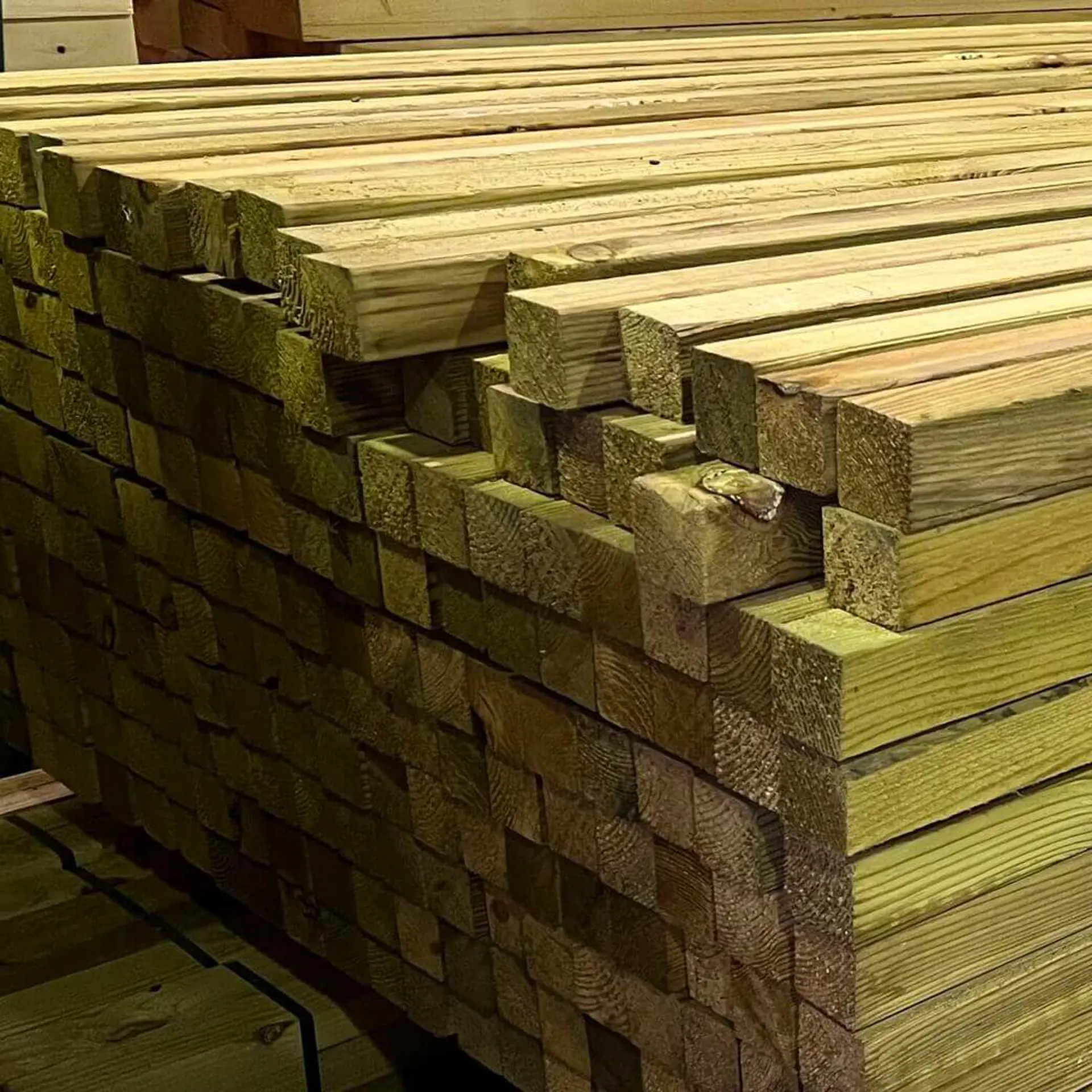 Sarrafão de Pinho Aparelhado - 45 x 45 x 4200