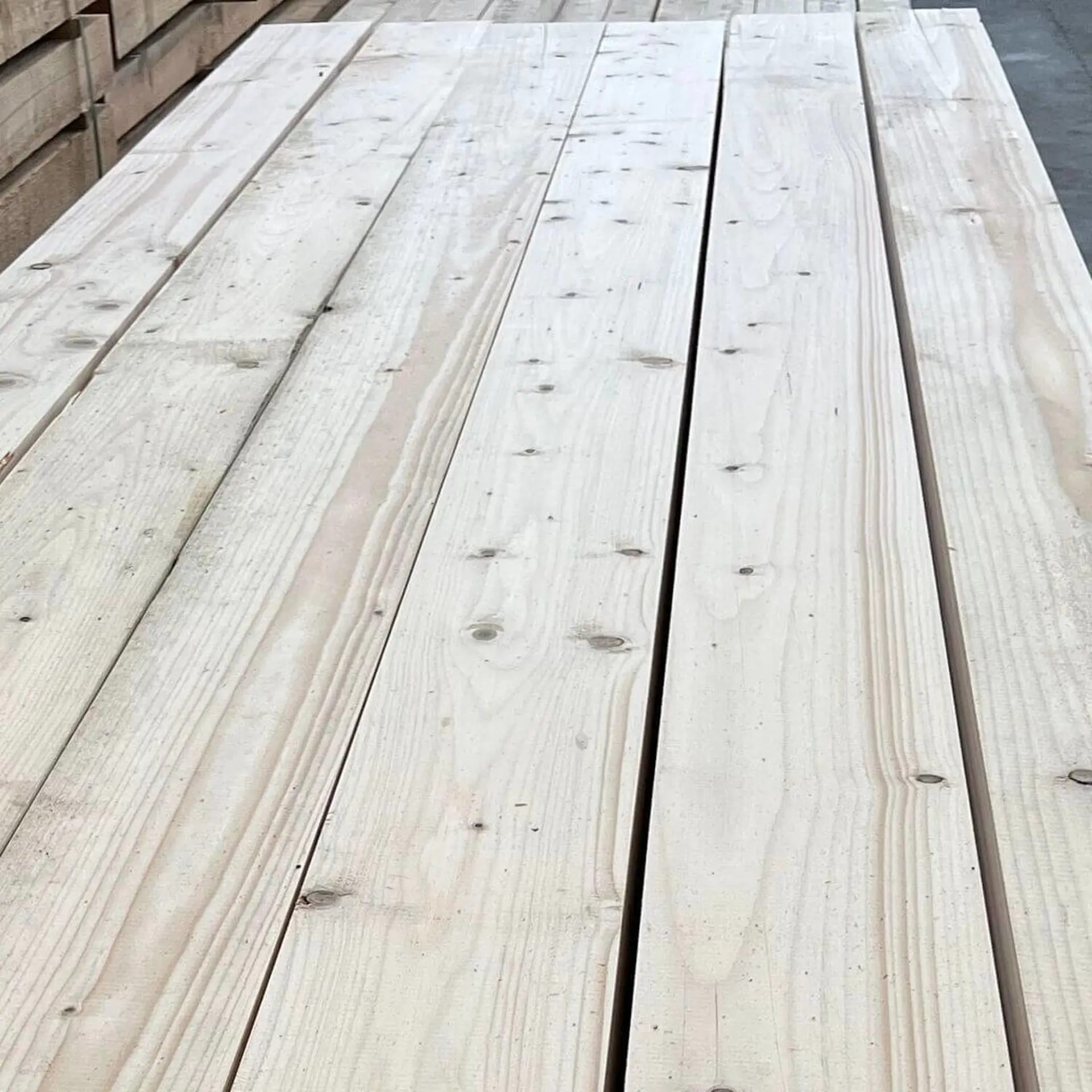 Vigas Maciças de Abeto Aparelhado - 160 x 160 x 3000