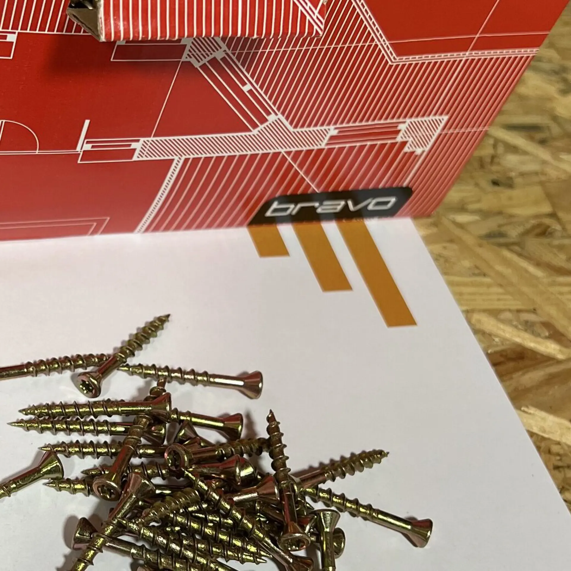 Parafusos para Contraplacado - 500 un - 4.2 x 55