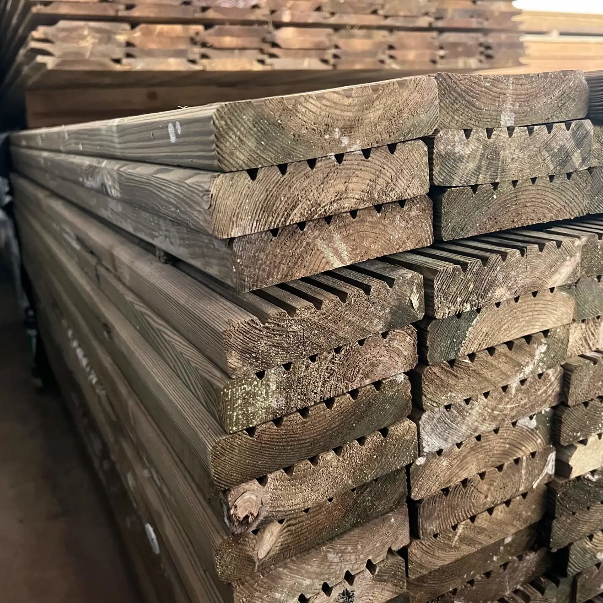 Decks de Pinho Verde - 28 x 120 x 4800