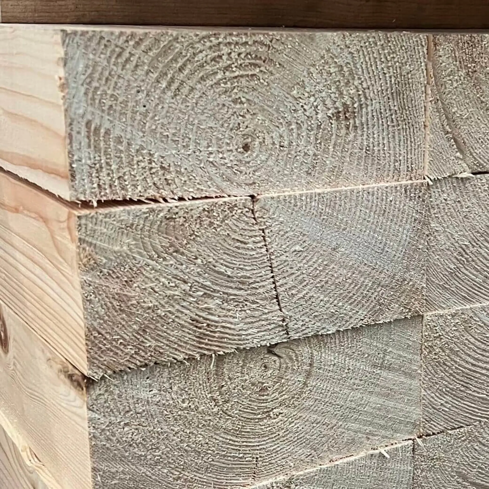 Vigas Maciças de Abeto Aparelhado - 80 x 200 x 7000